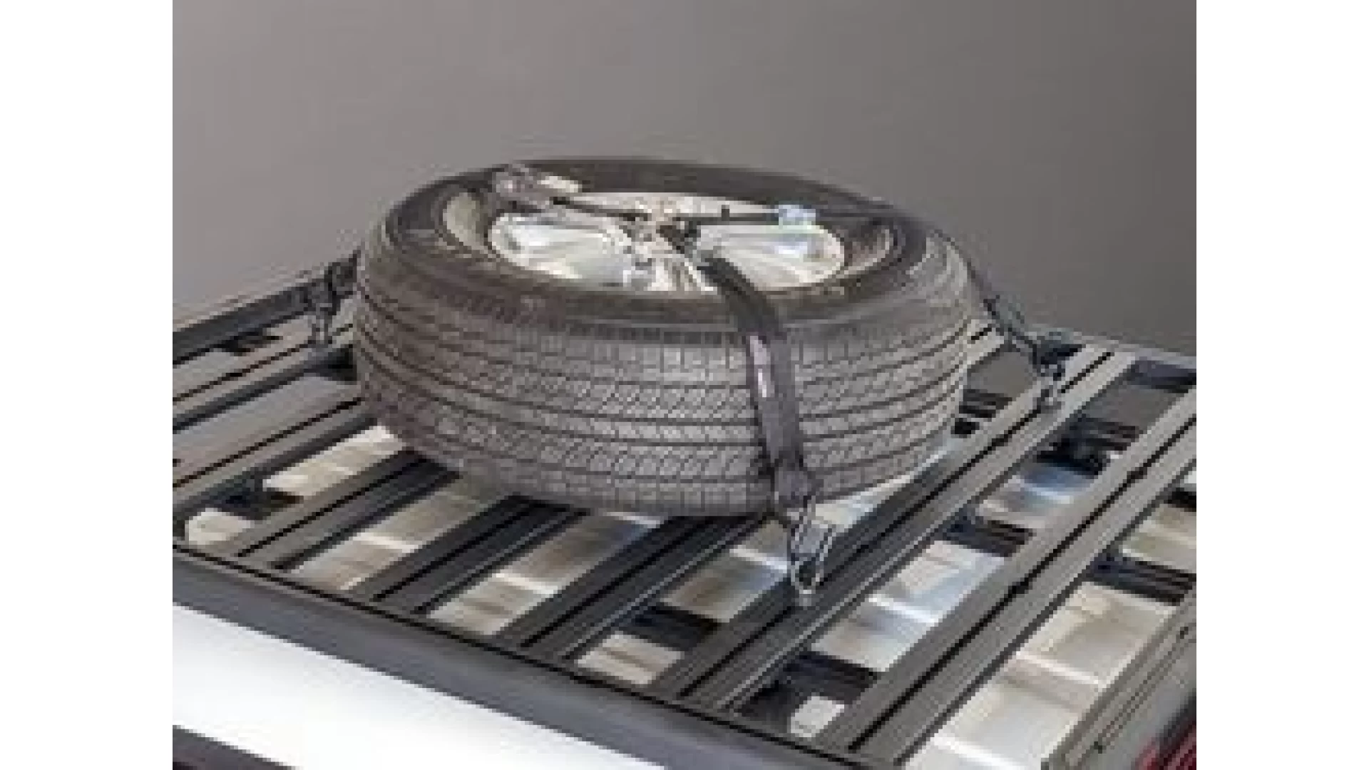 8005032 Roof racks galore Yakima lock???n???load platform accessories spare wheel restraint holder