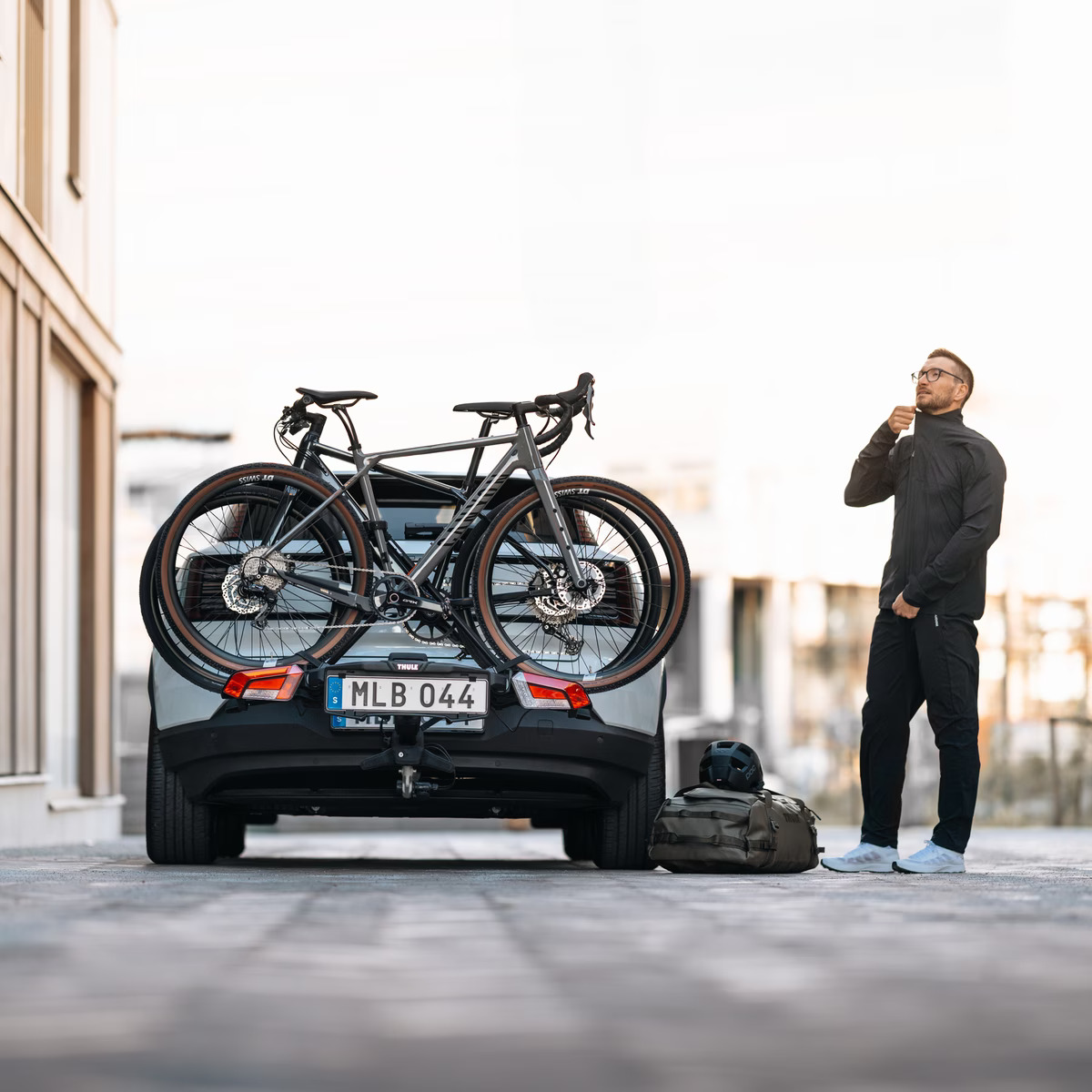 Thule OutPace (Tilt-up) 2-Bike Carrier - 9012100 - View 2