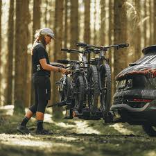 Thule EasyFold 3 Towball Mounted 3 Bike Carrier - 945100 - View 2