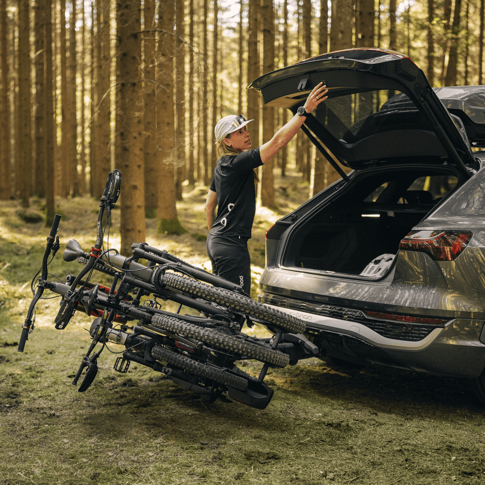 Thule EasyFold 3 Towball Mounted 3 Bike Carrier - 945100 - View 7